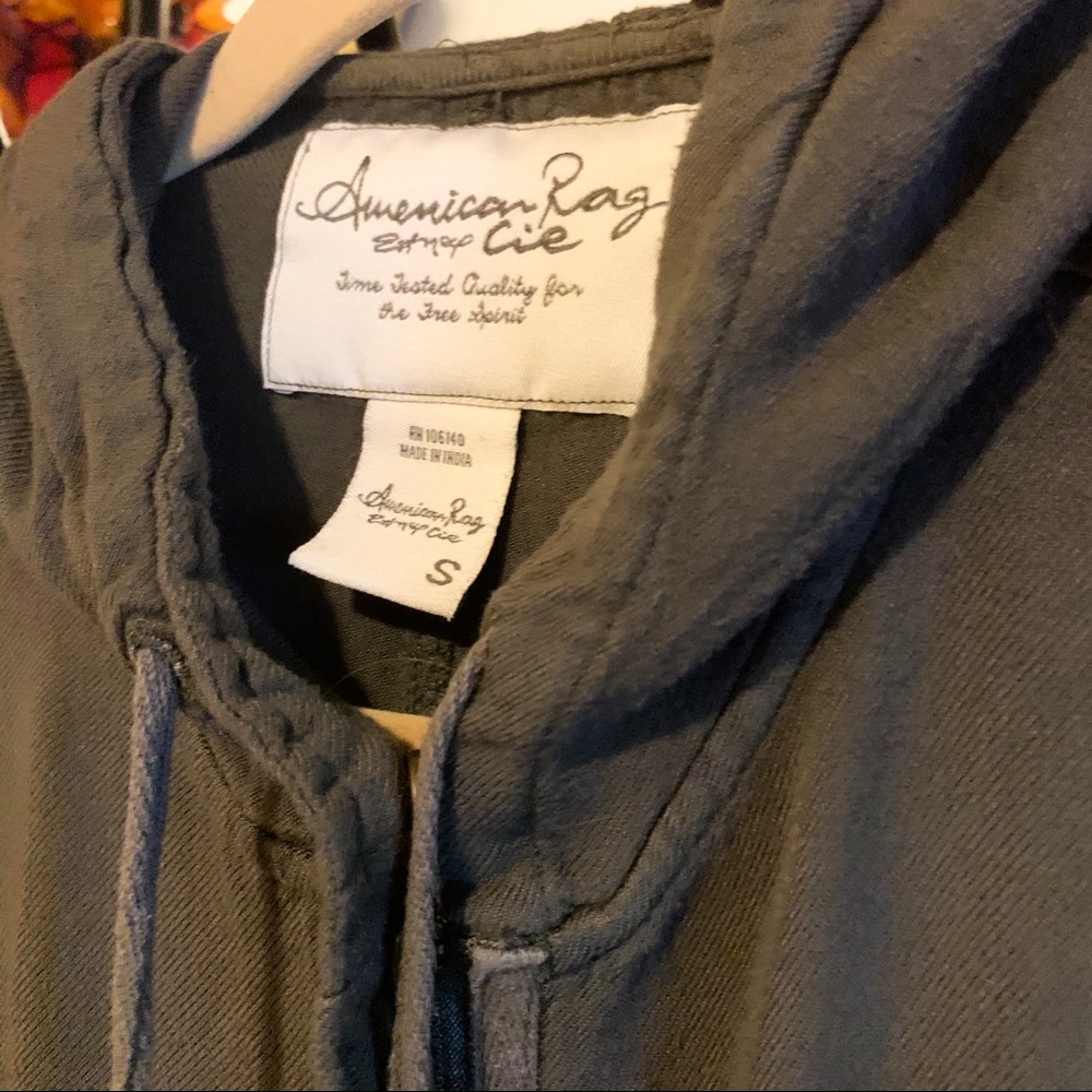 Light-weight Zip Jacket - Picture 3 of 3